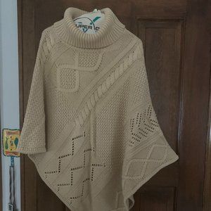 Bass Poncho, Beige, Size S/M